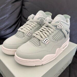 Air Jordan 4 - Retro Seafoam Sail (Never Worn)